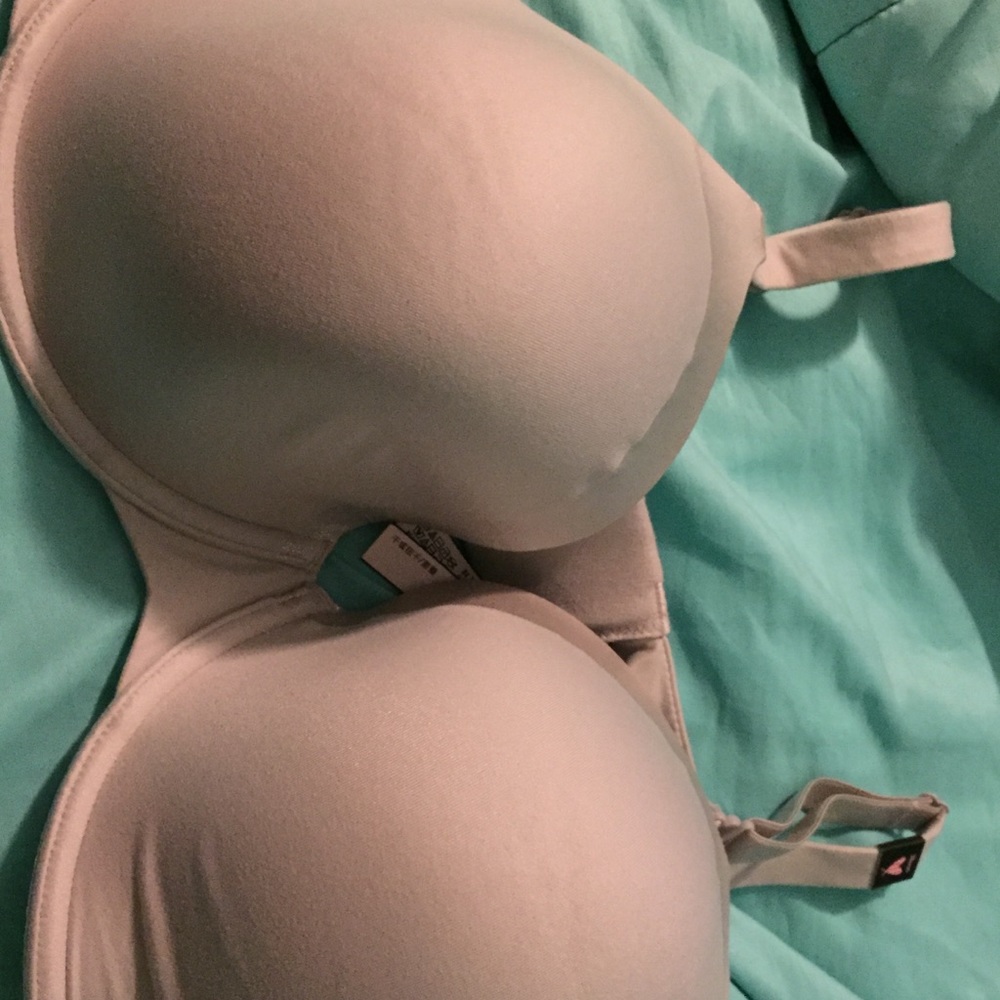 Brand new Victoria secret bra